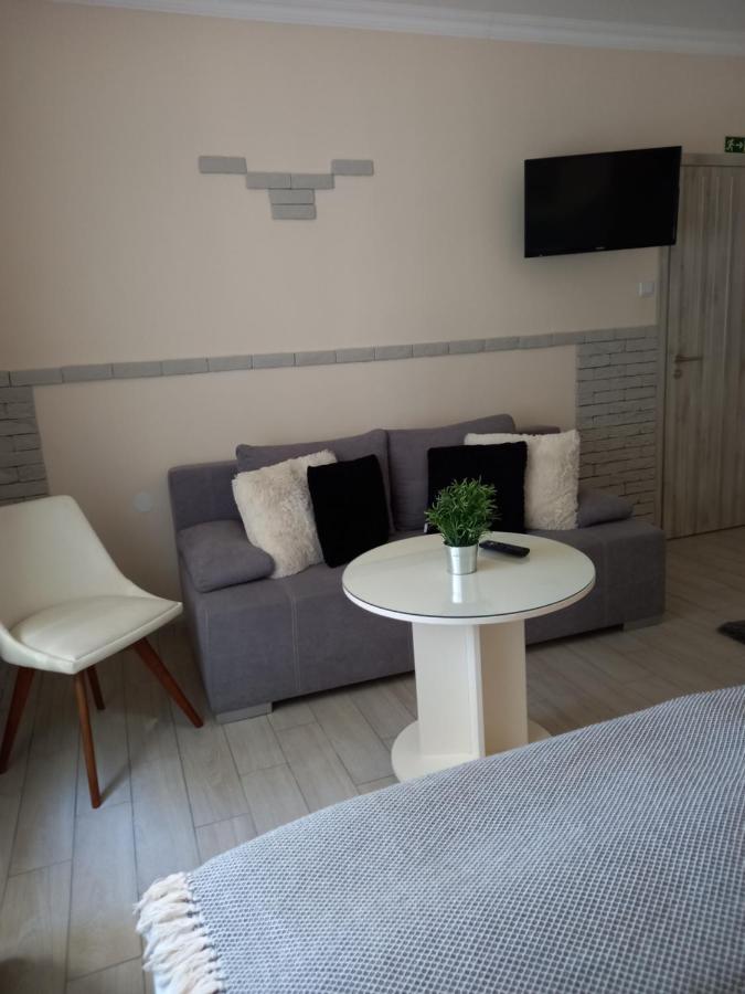 Viola Vendeghaz Bed & Breakfast Pápa Dış mekan fotoğraf