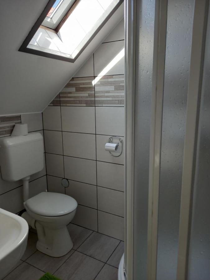 Viola Vendeghaz Bed & Breakfast Pápa Dış mekan fotoğraf